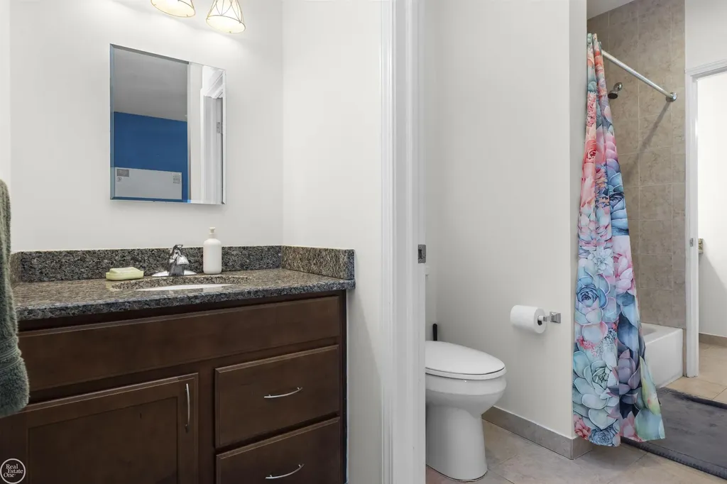 53 Evaline Drive Troy City MI 48085