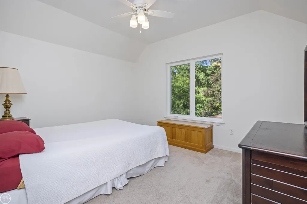 53 Evaline Drive Troy City MI 48085