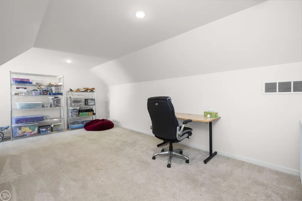 53 Evaline Drive Troy City MI 48085