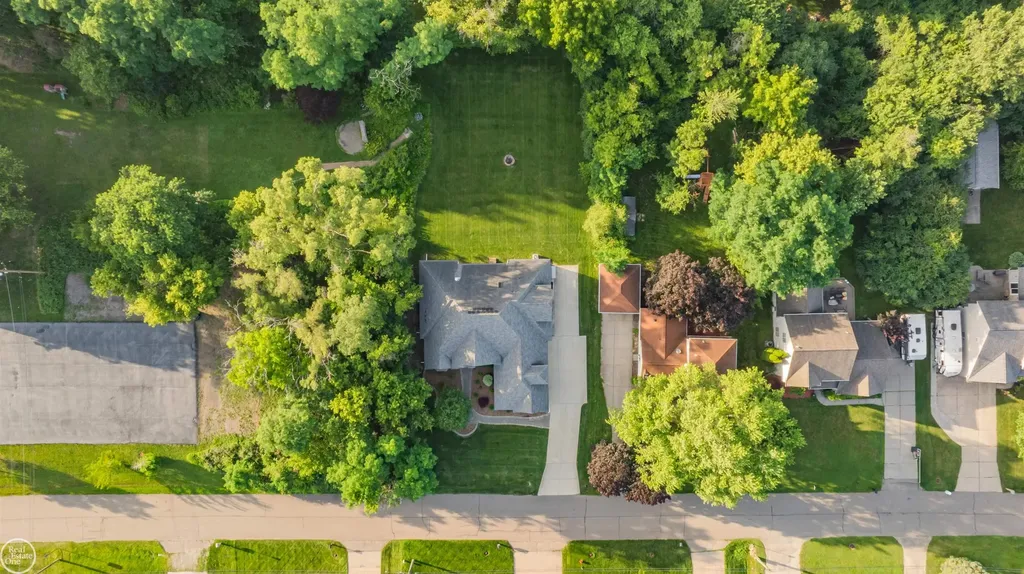 53 Evaline Drive Troy City MI 48085