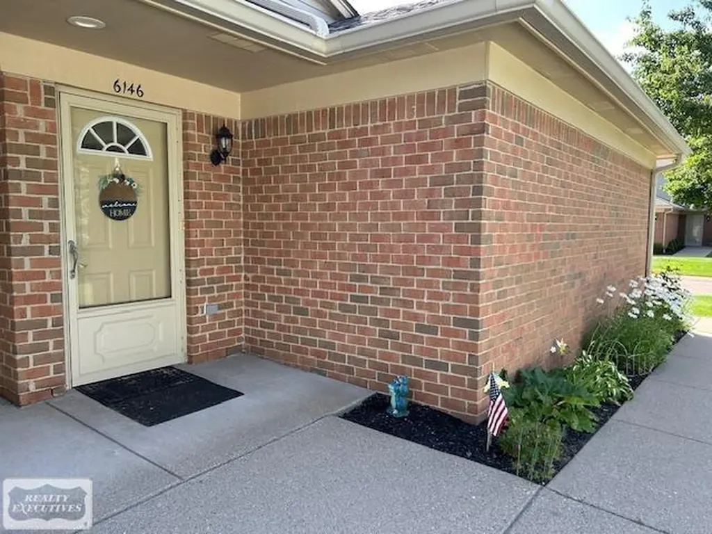 6146 Century Ct. Court Shelby Charter Township MI 48316