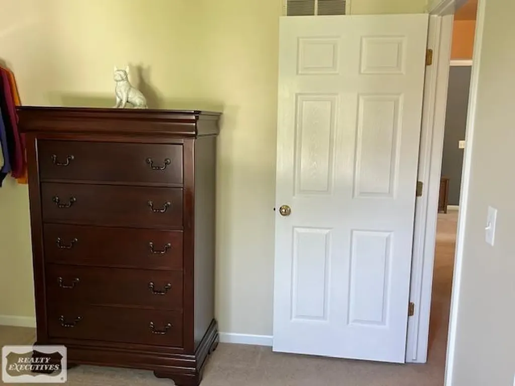 6146 Century Ct. Court Shelby Charter Township MI 48316