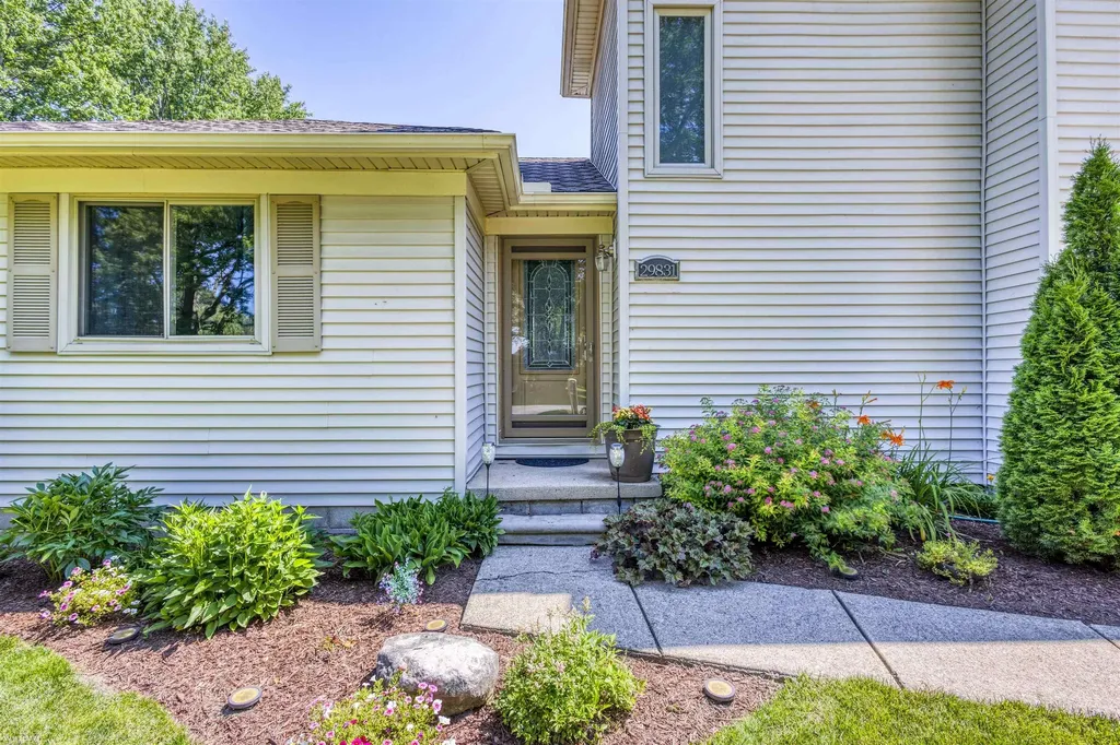 29831 Forton Road Chesterfield Township MI 48047