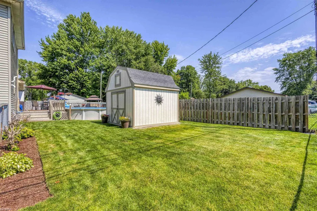 29831 Forton Road Chesterfield Township MI 48047