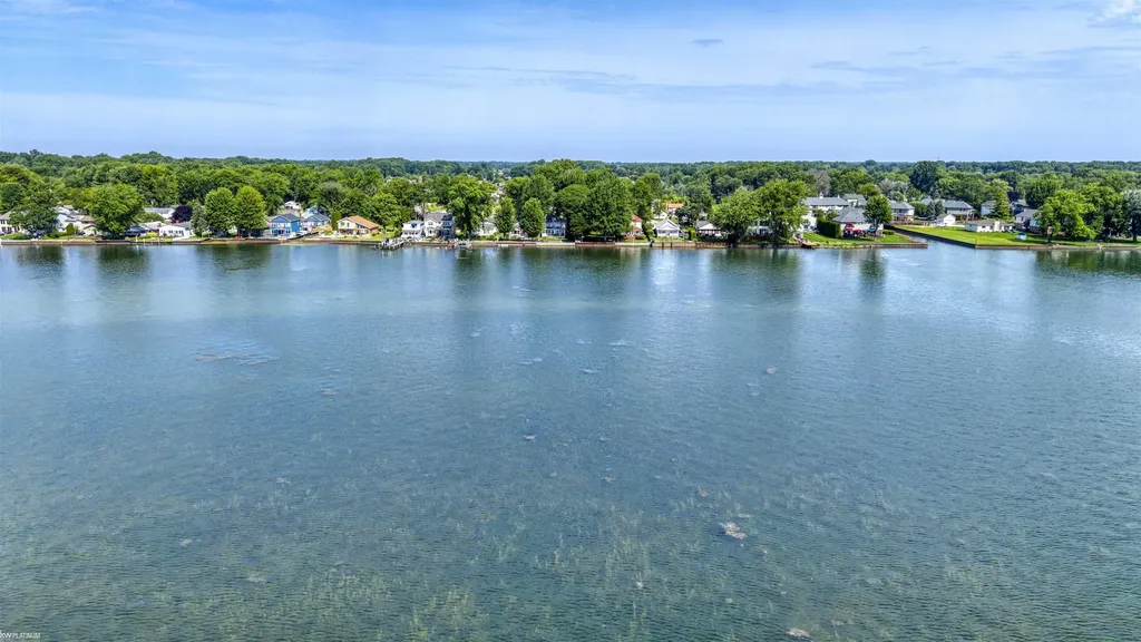 29831 Forton Road Chesterfield Township MI 48047