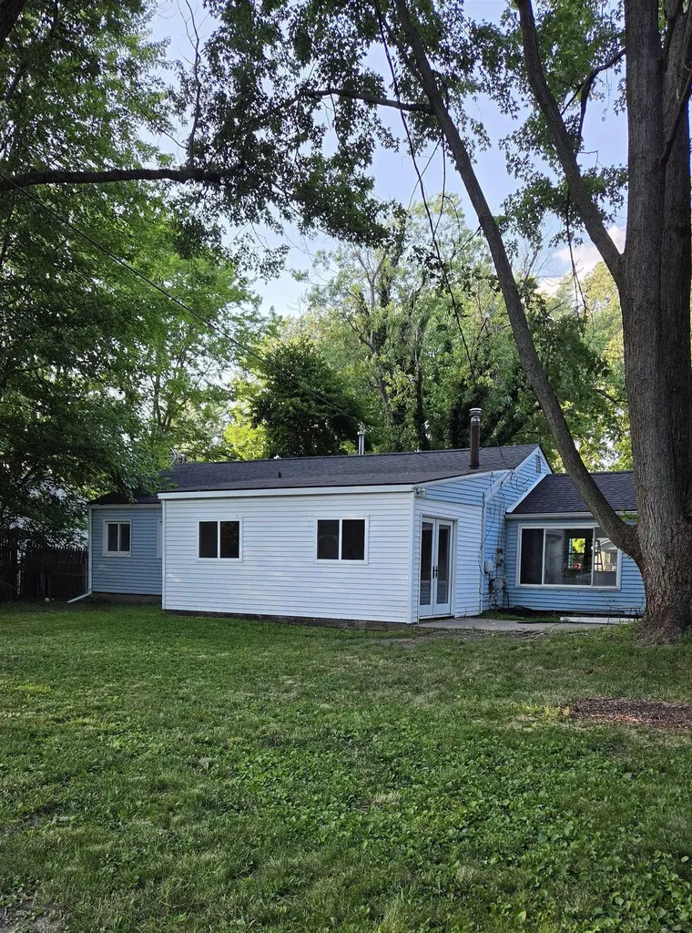 21450 Ulrich Street Clinton Charter Township MI 48036