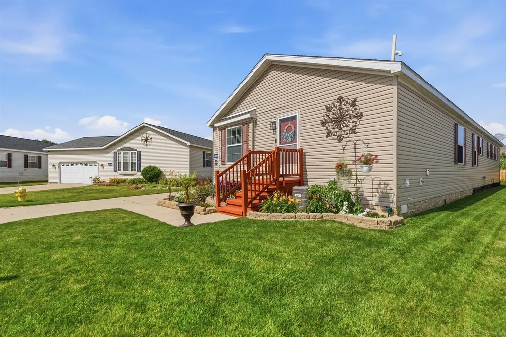 46112 Dunkirk Court Macomb Township MI 48044