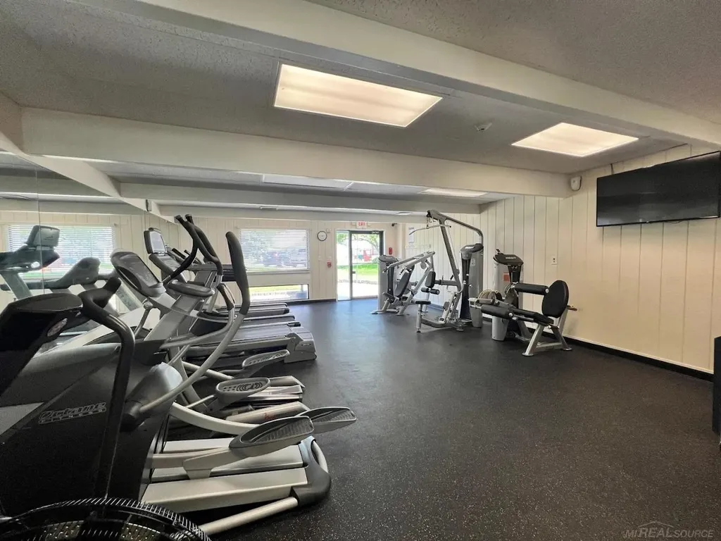 46112 Dunkirk Court Macomb Township MI 48044