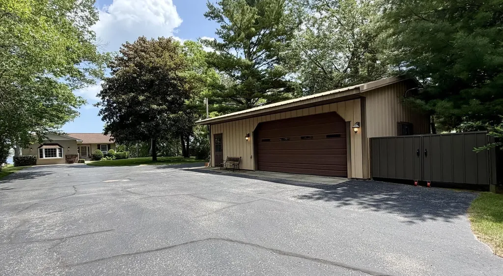 5972 Westshore Drive Oscoda Charter Township MI 48750
