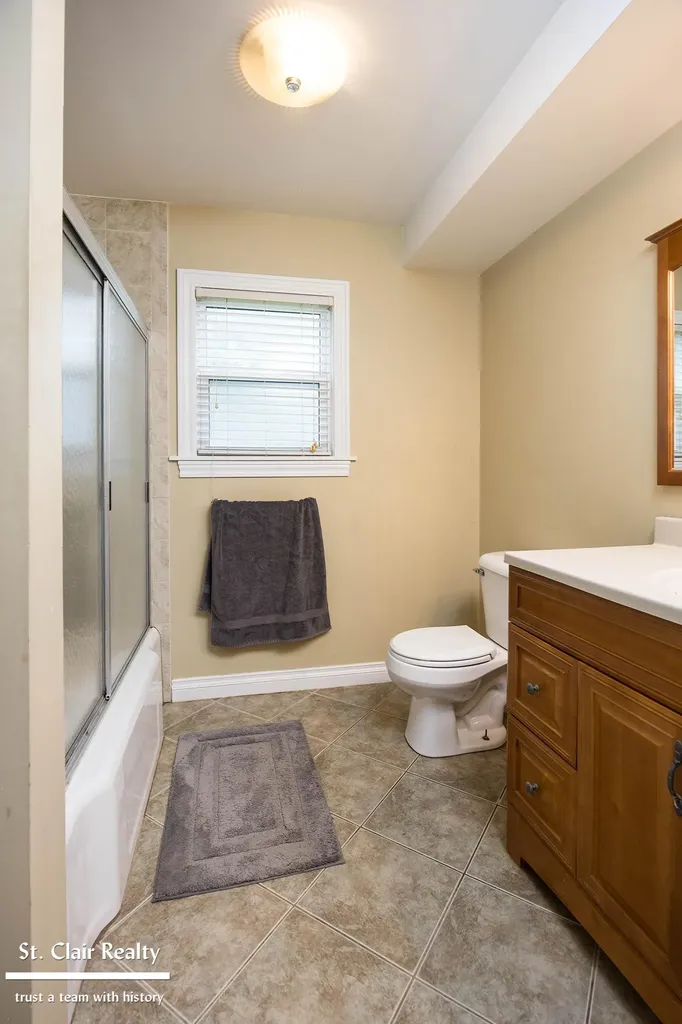 1017 Clinton Avenue St. Clair City MI 48079