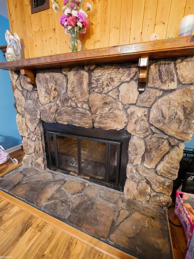 32159 Riverpoint Street Chesterfield Township MI 48047