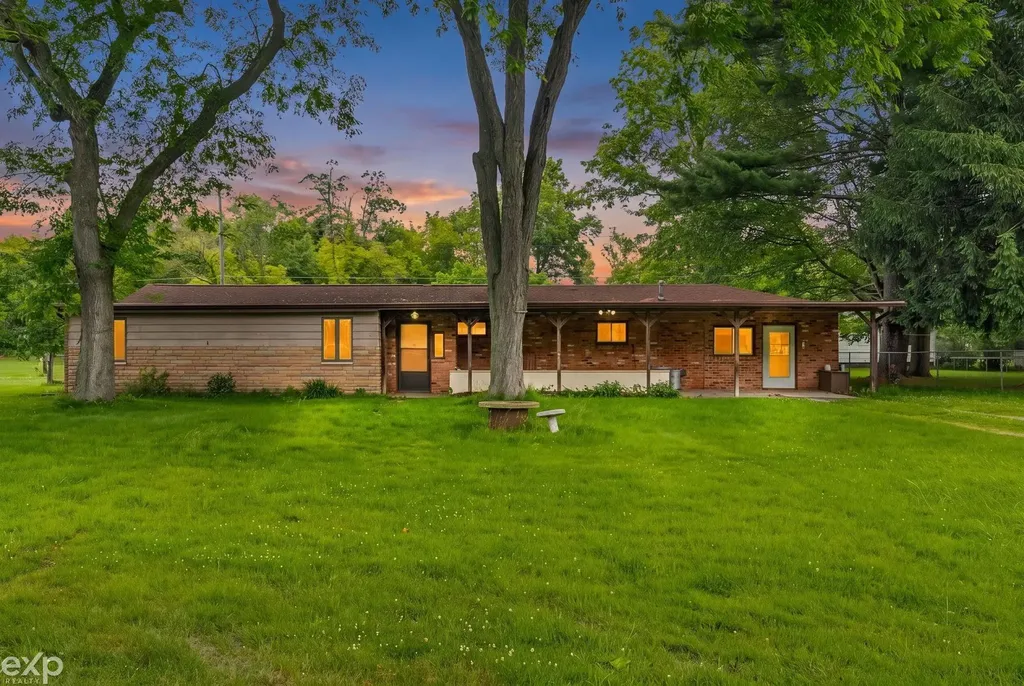 6406 Lapeer Road Clyde Township MI 48049