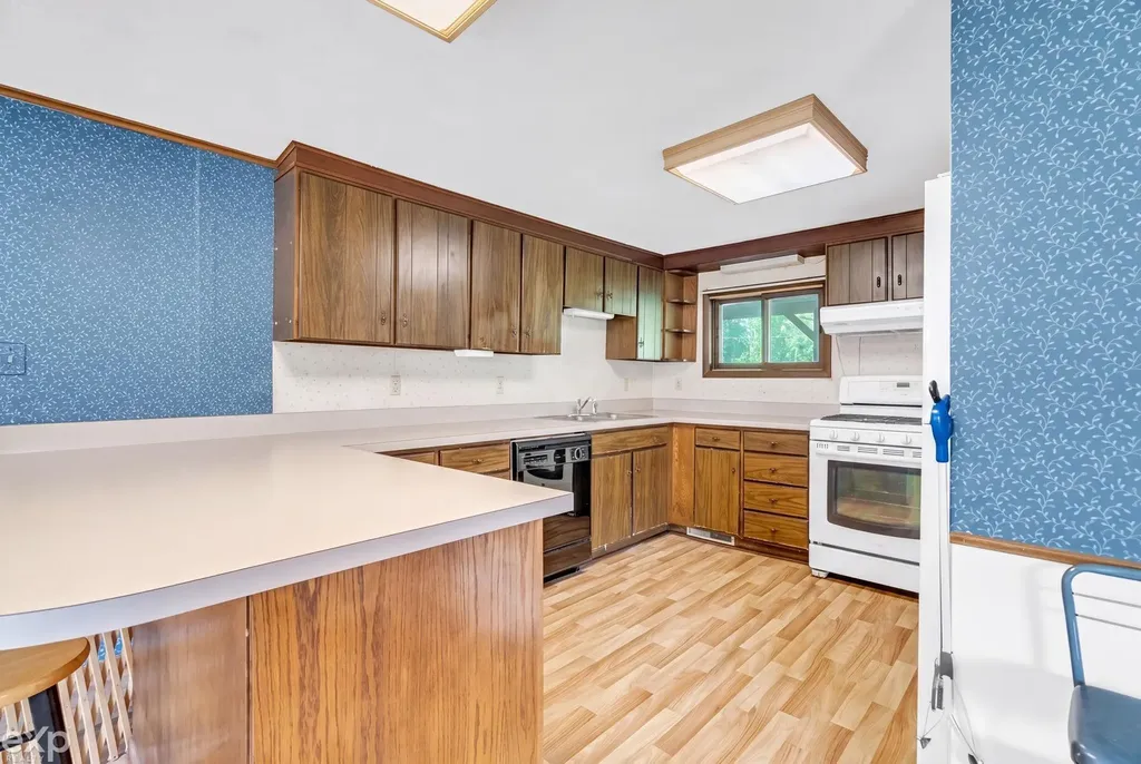 6406 Lapeer Road Clyde Township MI 48049