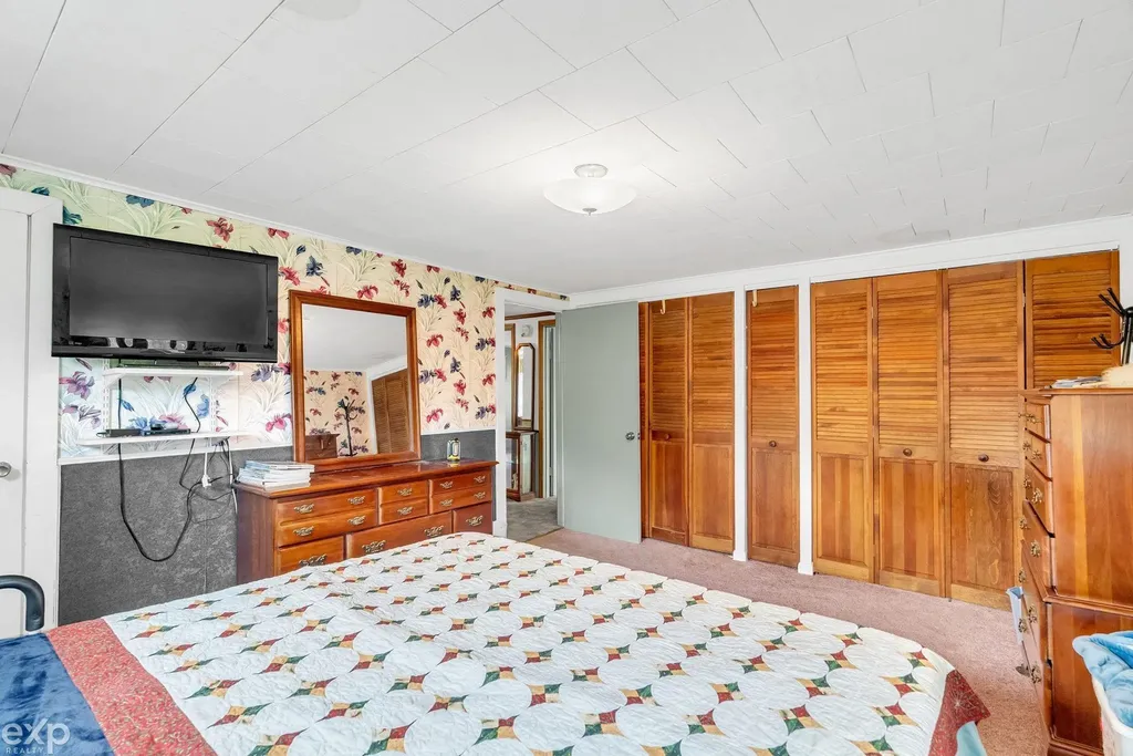 6406 Lapeer Road Clyde Township MI 48049