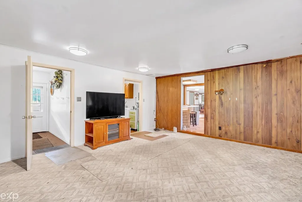 6406 Lapeer Road Clyde Township MI 48049