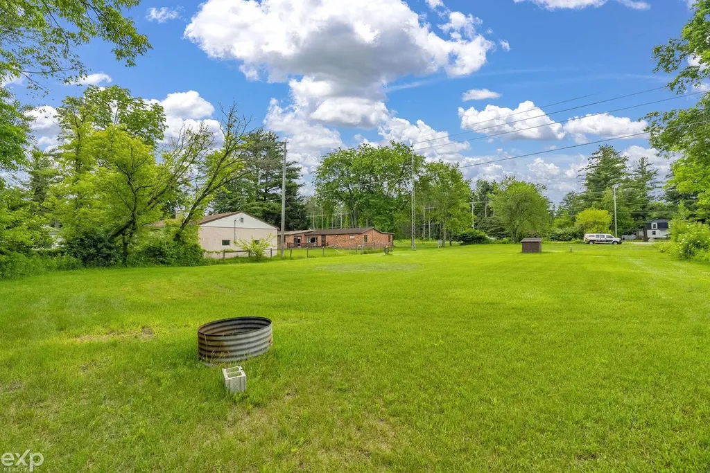 6406 Lapeer Road Clyde Township MI 48049