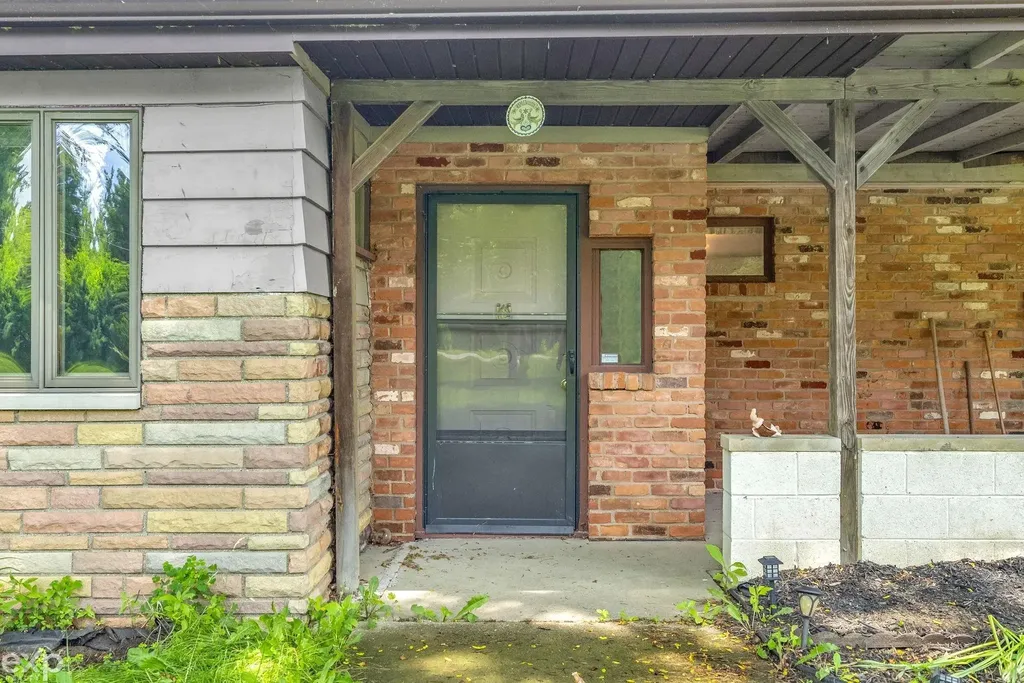 6406 Lapeer Road Clyde Township MI 48049