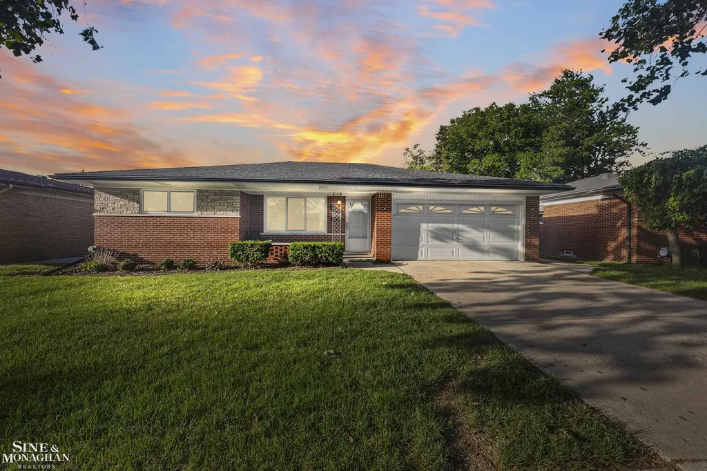 13152 Iowa Drive Warren City MI 48088
