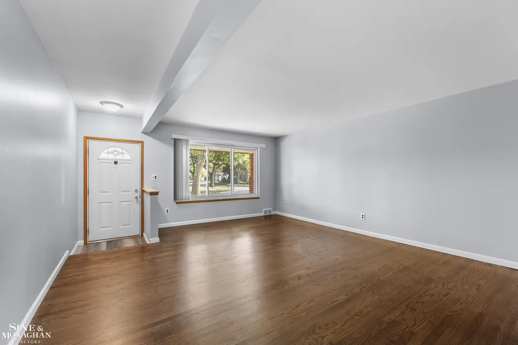 13152 Iowa Drive Warren City MI 48088