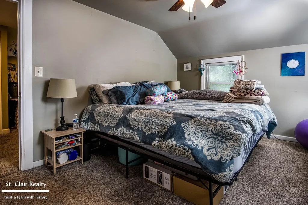 1017 Clinton Avenue St. Clair City MI 48079