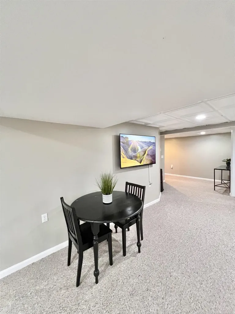 52250 Chickadee Lane Shelby Charter Township MI 48315