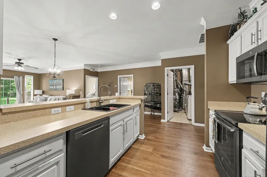 34604 Northrup Drive Chesterfield Township MI 48047