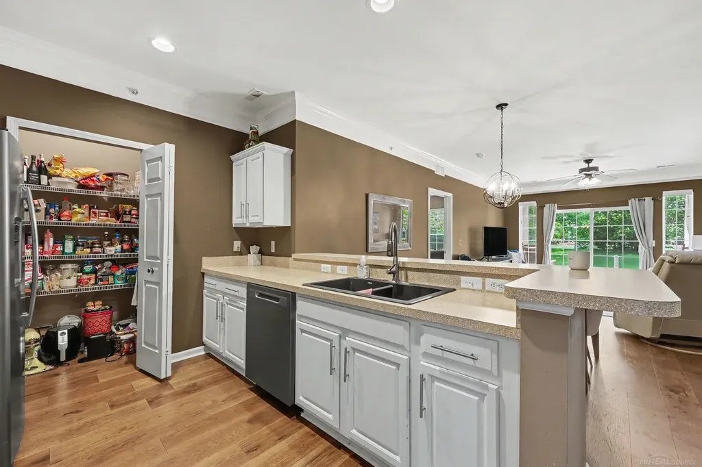34604 Northrup Drive Chesterfield Township MI 48047