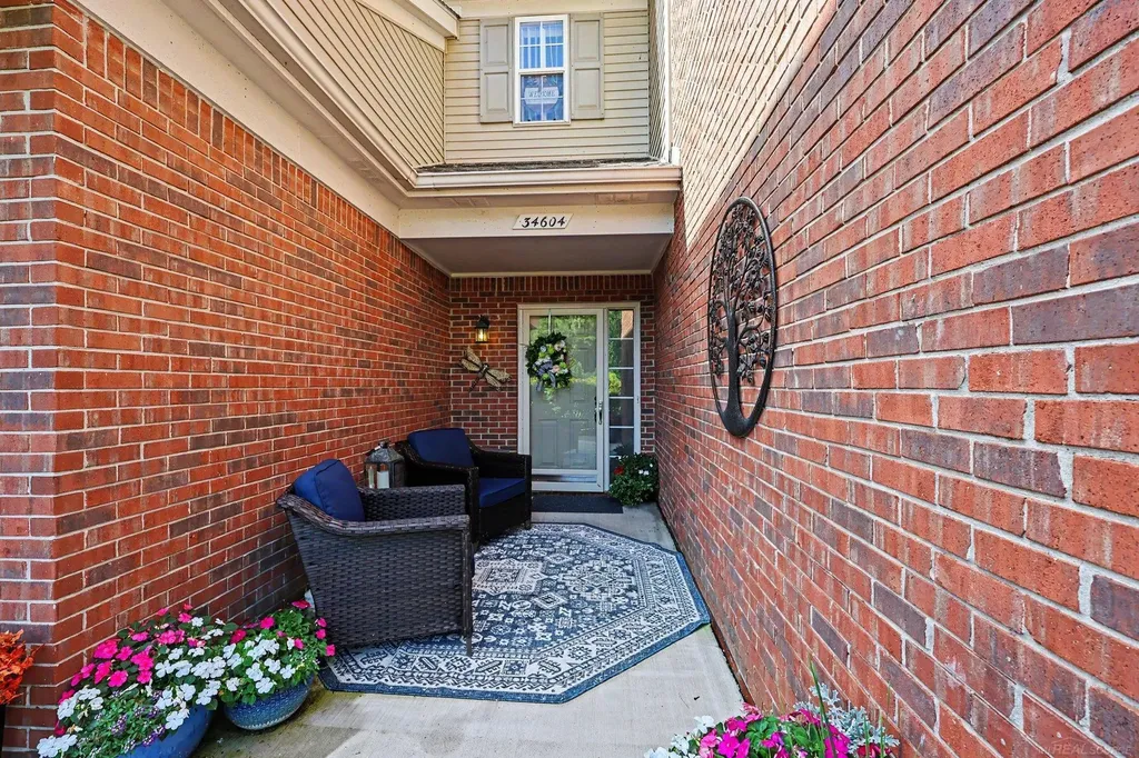 34604 Northrup Drive Chesterfield Township MI 48047
