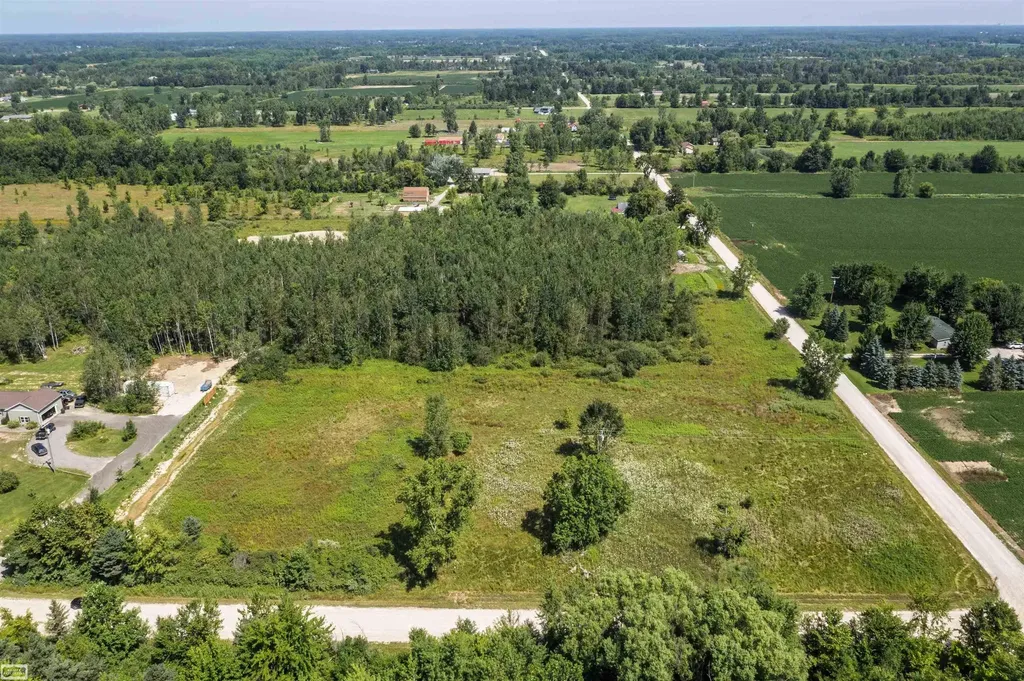 2005 Braidwood Road Riley Township MI 48041