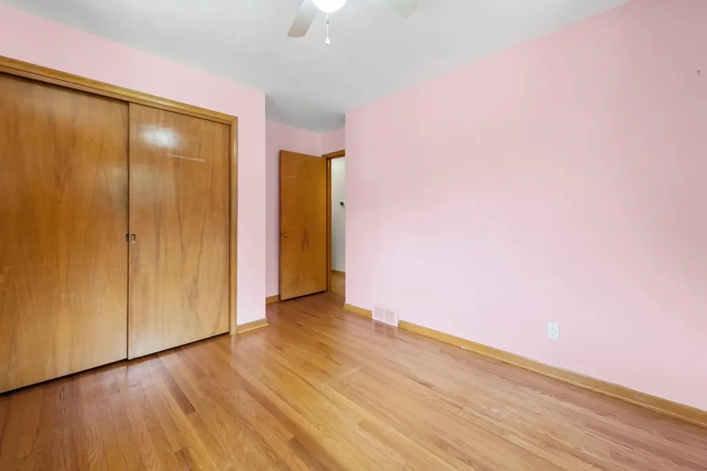 19924 Chalon Street St. Clair Shores City MI 48080