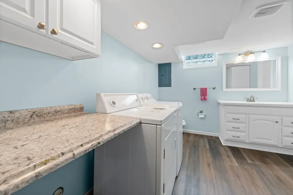 19924 Chalon Street St. Clair Shores City MI 48080
