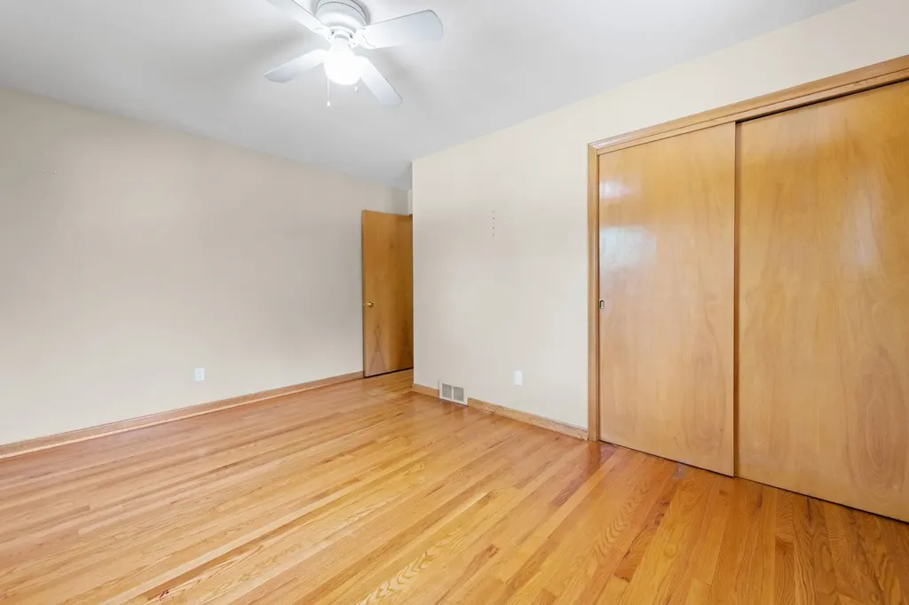 19924 Chalon Street St. Clair Shores City MI 48080