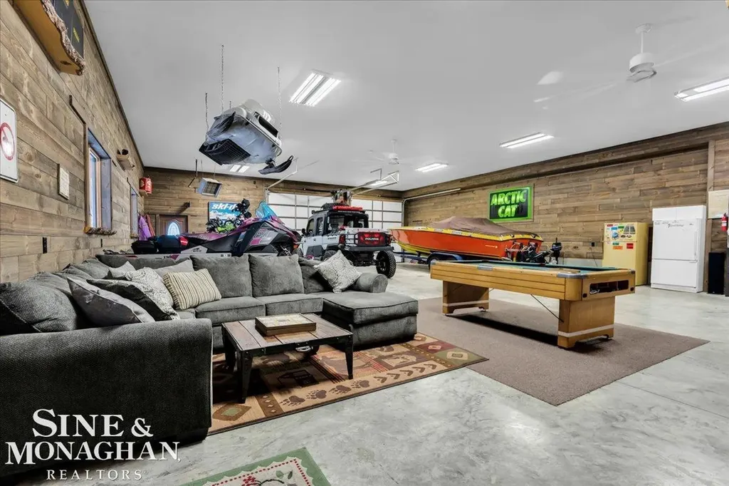 14795 Thirteenth Street Charlton Township MI 49751