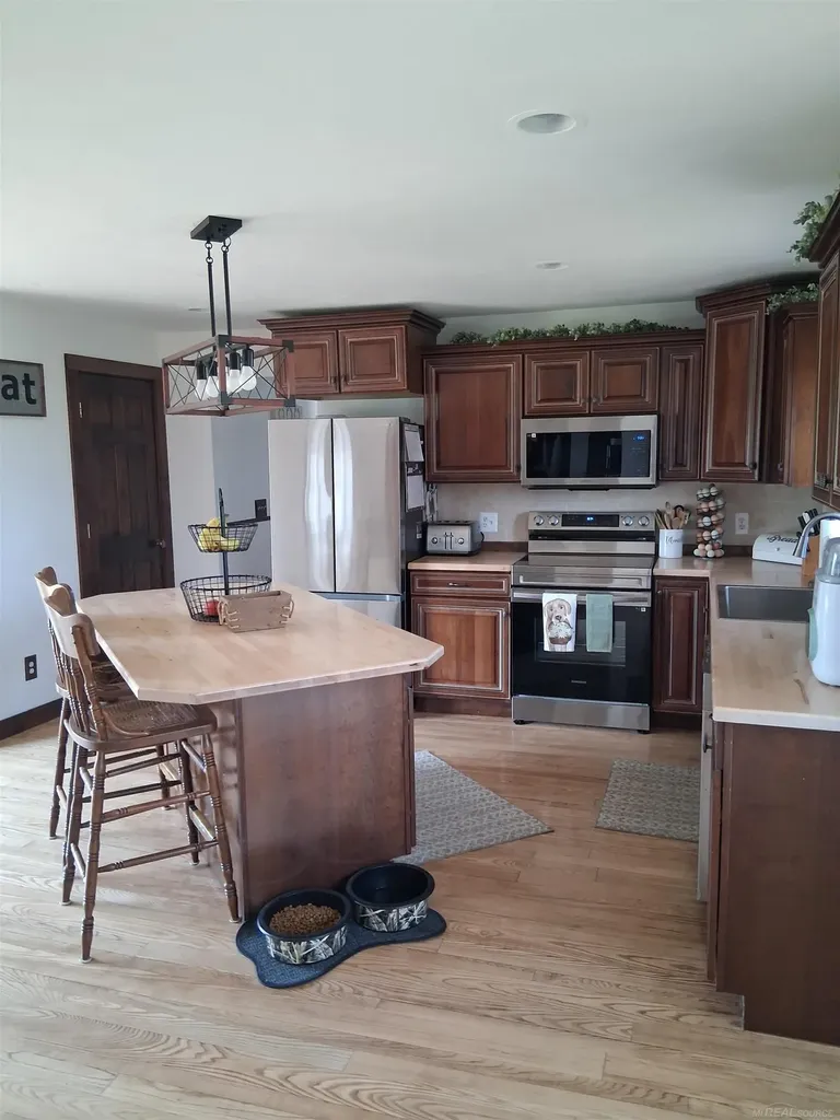 8734 Wildcat Road Worth Township MI 48032