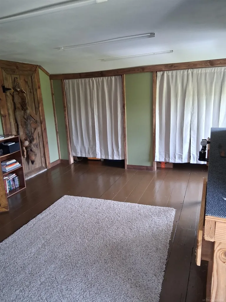 8734 Wildcat Road Worth Township MI 48032