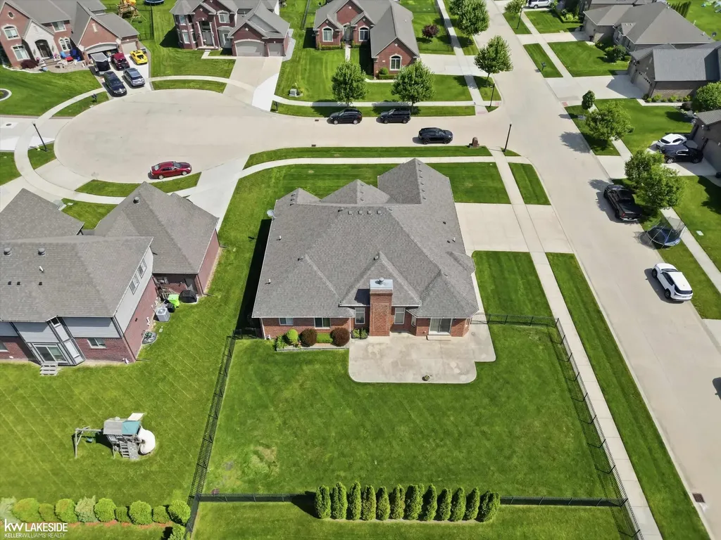 15408 Prentice Court Macomb Township MI 48042