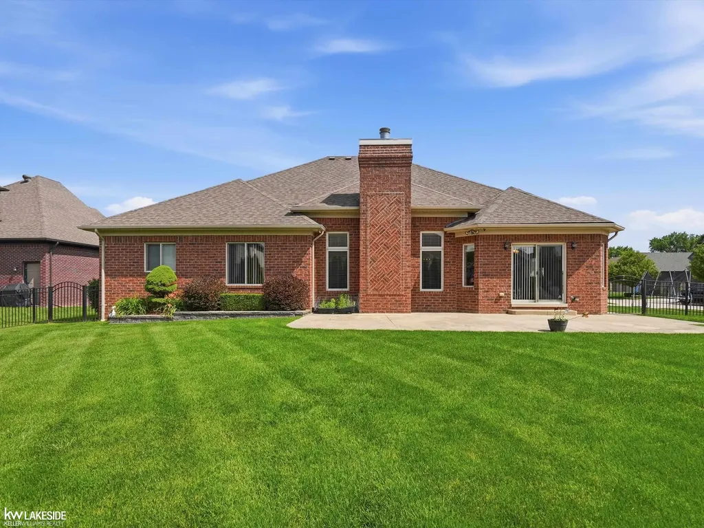 15408 Prentice Court Macomb Township MI 48042