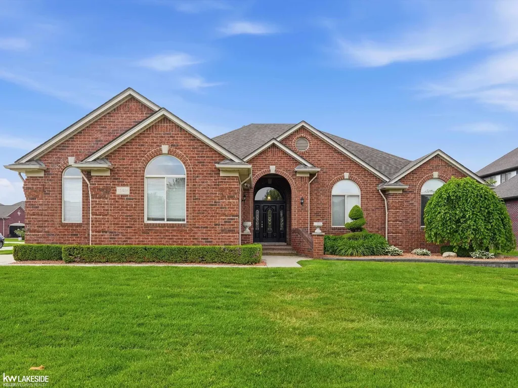 15408 Prentice Court Macomb Township MI 48042
