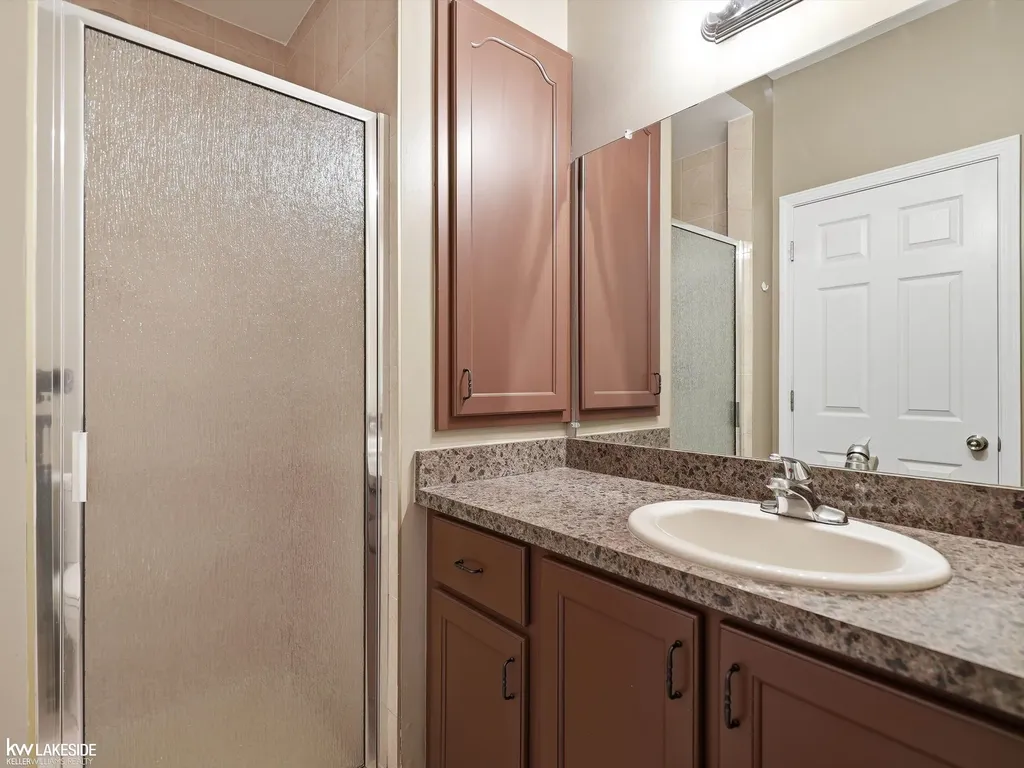 15408 Prentice Court Macomb Township MI 48042
