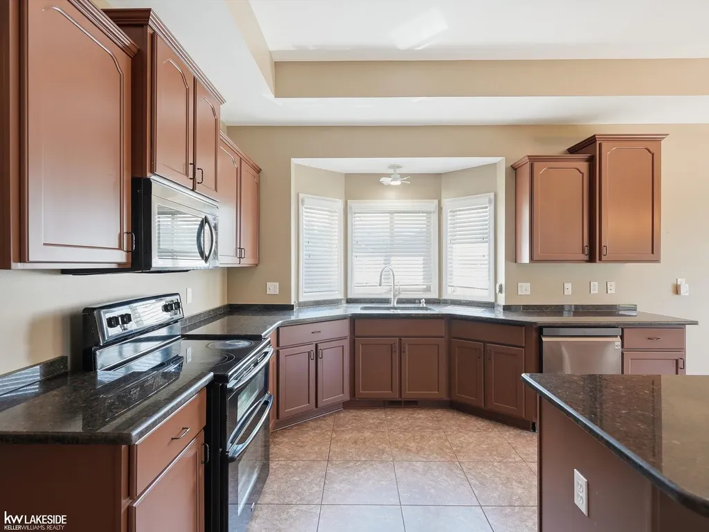 15408 Prentice Court Macomb Township MI 48042