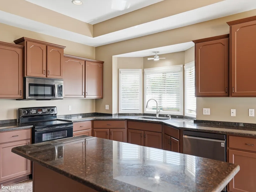 15408 Prentice Court Macomb Township MI 48042