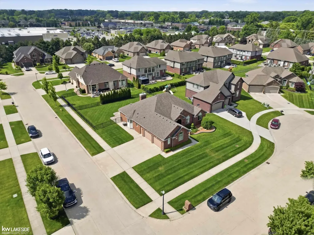 15408 Prentice Court Macomb Township MI 48042