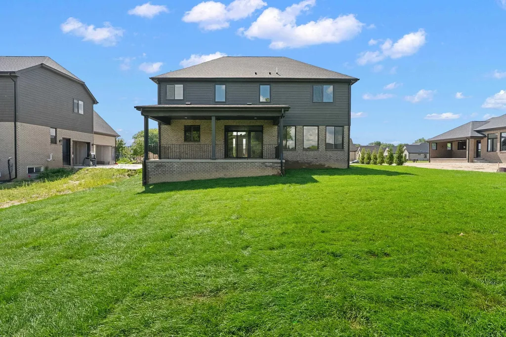 57242 Veridian Boulevard Washington Township MI 48094