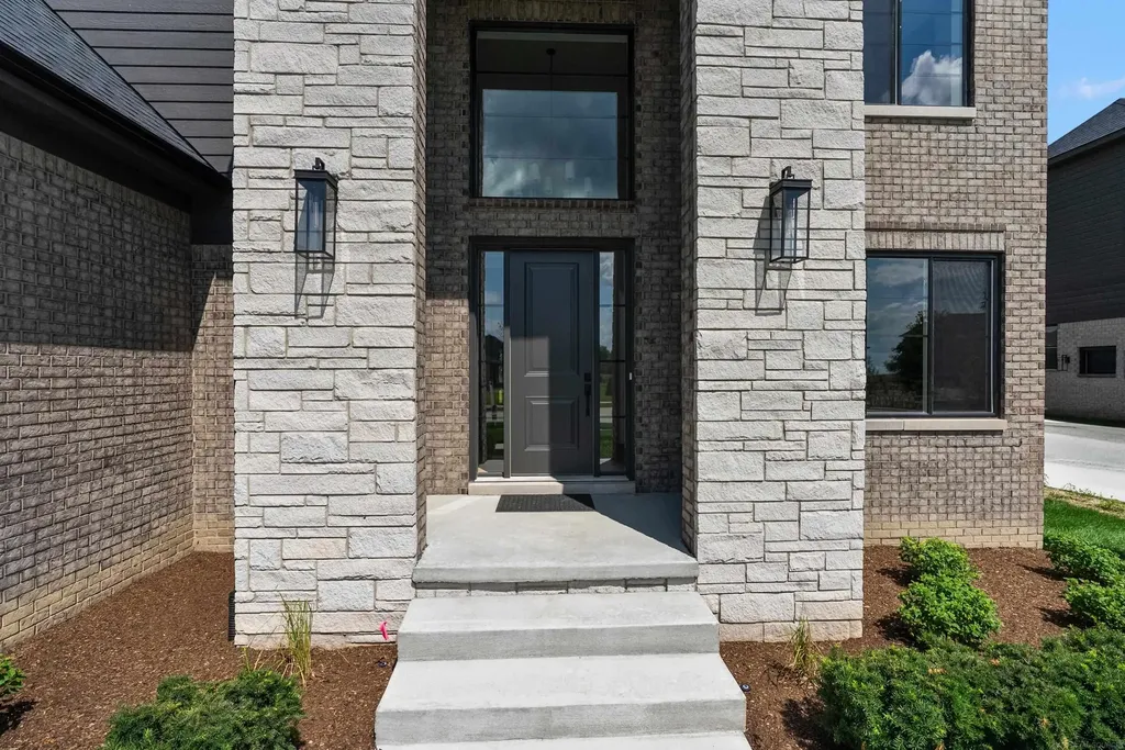 57242 Veridian Boulevard Washington Township MI 48094