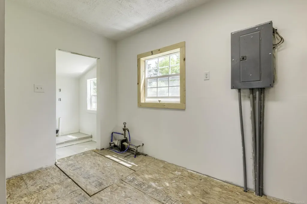 2649 Sherman Road Applegate Village MI 48401