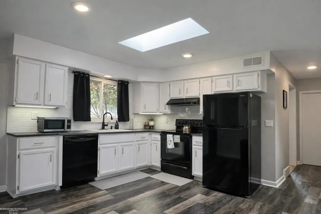 3821 Dunning Road Rochester Hills City MI 48309