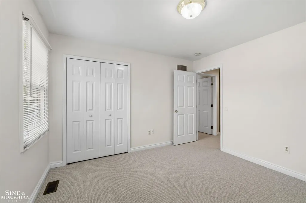 20675 Morningside Drive Grosse Pointe Woods City MI 48236