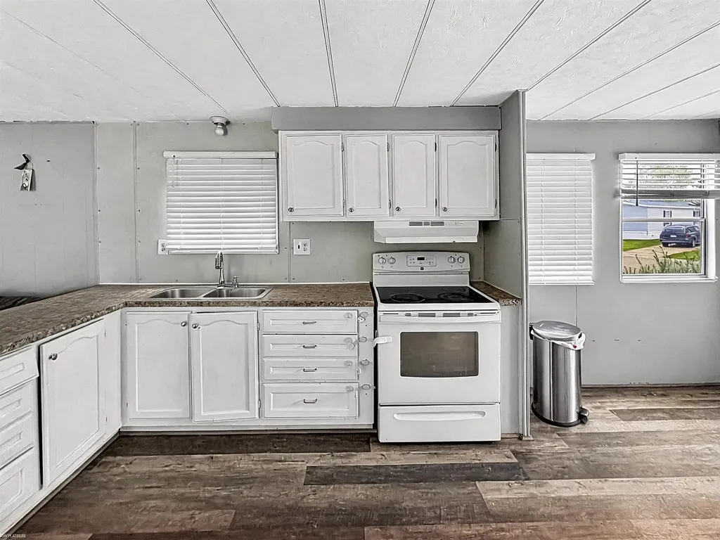 11828 Cascade Circle Bruce Township MI 48065