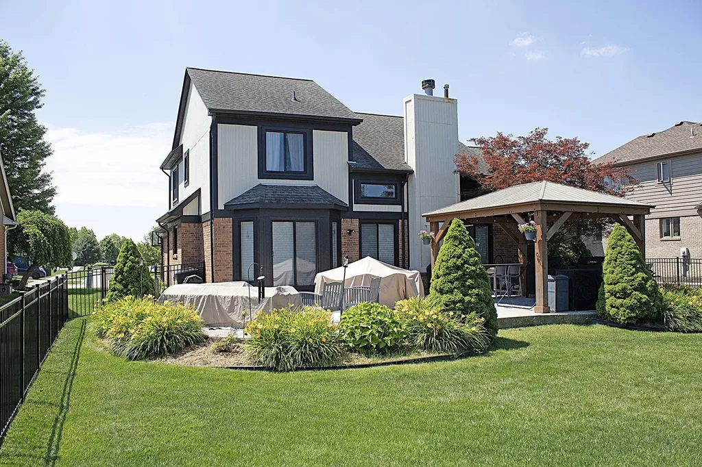 21175 Briar Rose Drive Macomb Township MI 48044