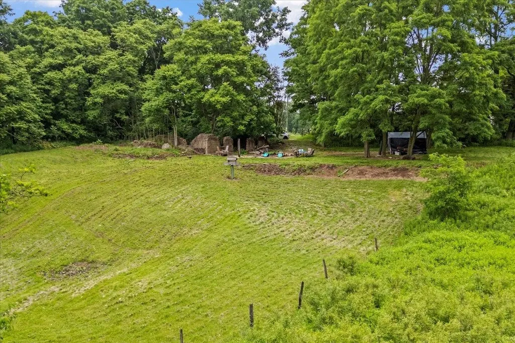 1187 Parks Road Wales Township MI 48027